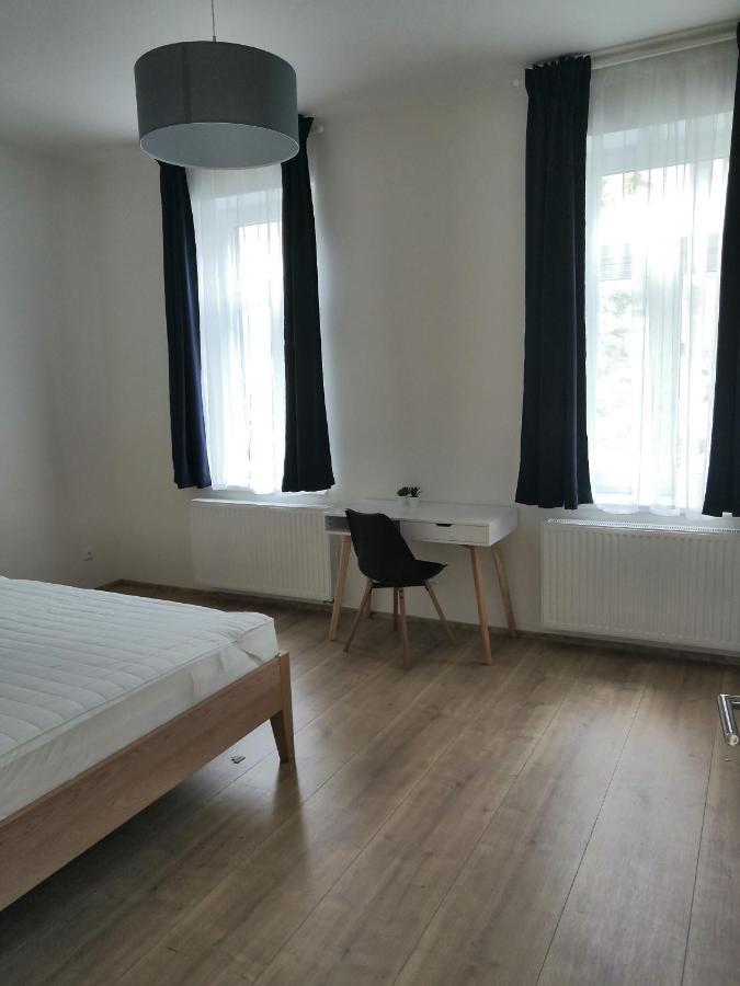 Znojmo Apartmany Екстер'єр фото