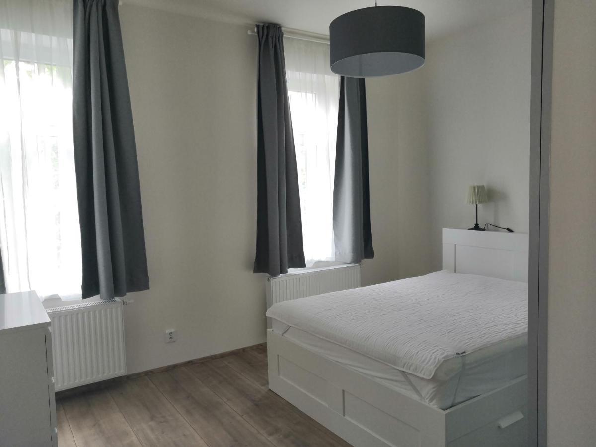Znojmo Apartmany Екстер'єр фото