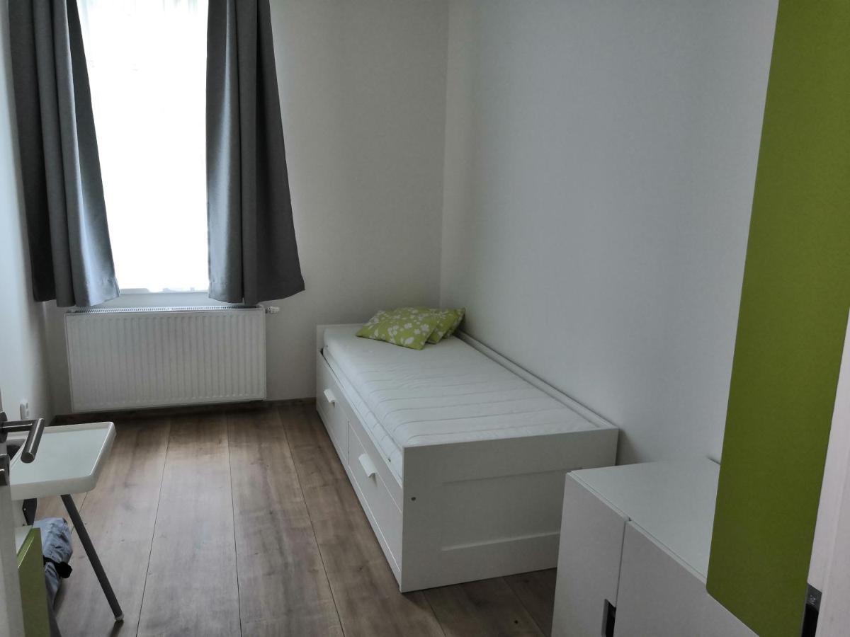 Znojmo Apartmany Екстер'єр фото